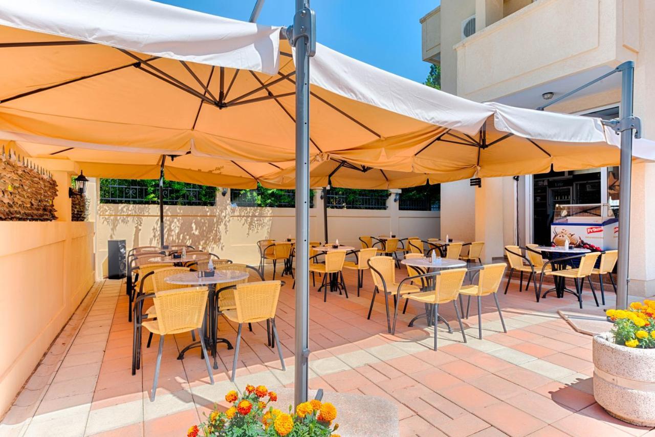 Hotel Dana Čanj Kültér fotó
